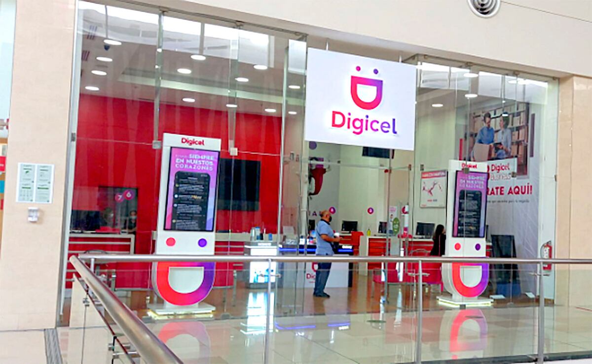 Digicel anuncia a sus clientes que va por fuera tras no haber podido vender su concesión