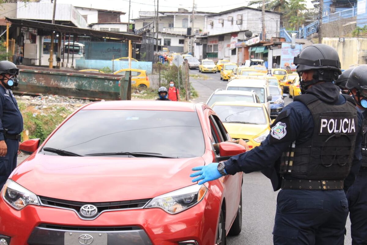 Juegan con la muerte. Más de 6 mil personas han incumplido el toque de queda durante la cuarentena en Panamá