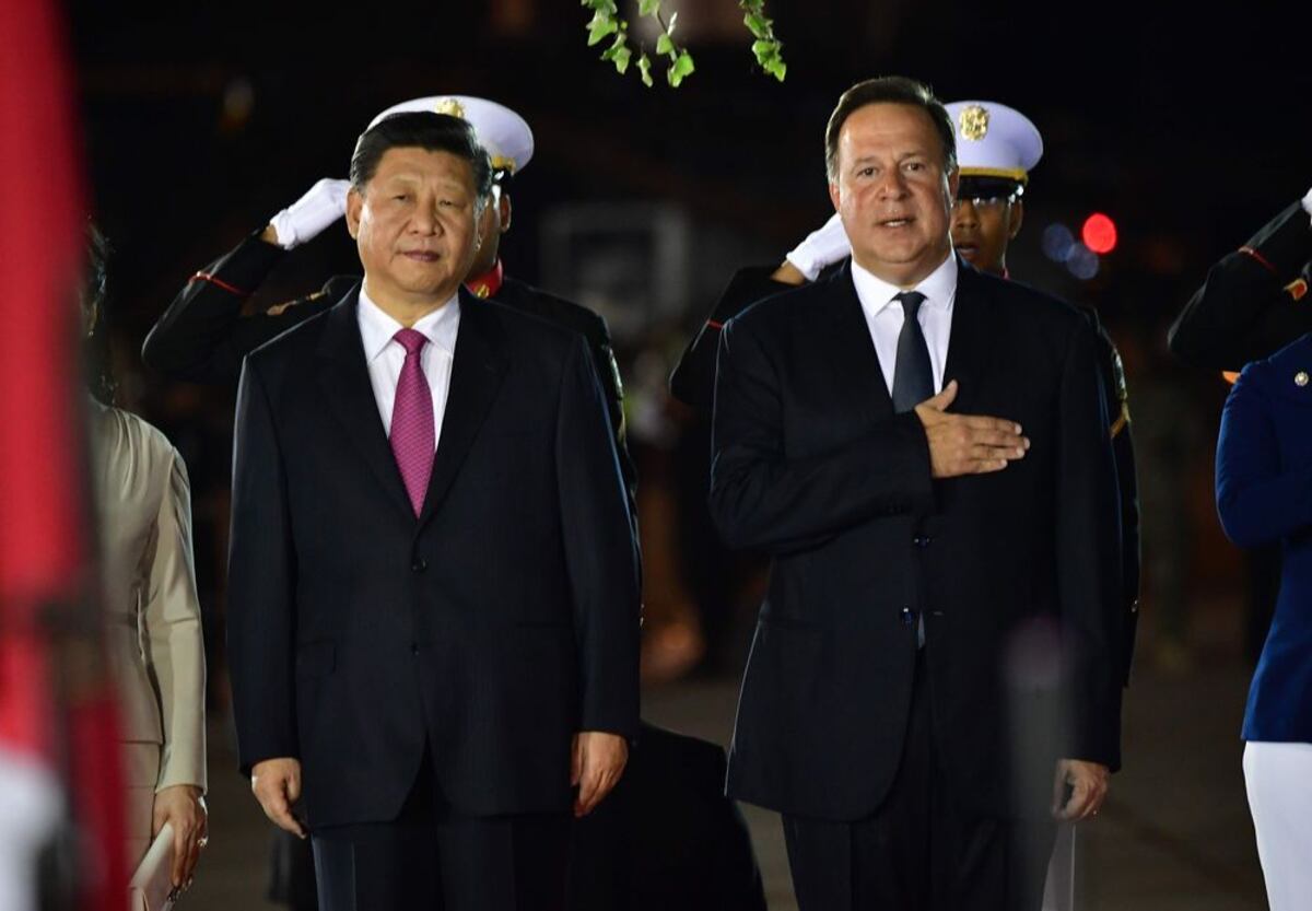 Así fue la llegada del presidente chino al aeropuerto de Tocumen