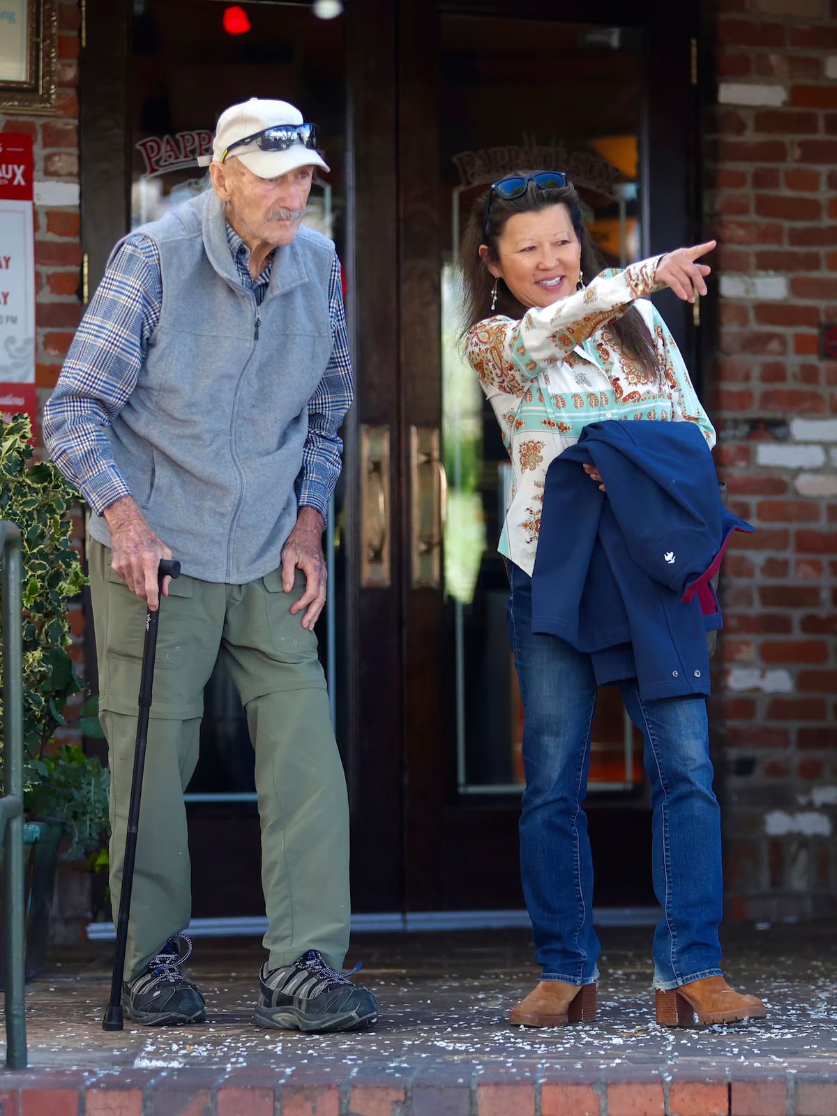 El entierro secreto de Gene Hackman: Entre una tumba sin nombre y la furia de sus hijos