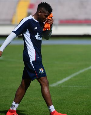 'Extraño a mi padre, quiero ir a Copa Oro por él"