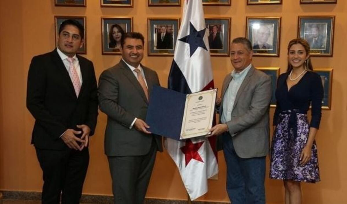 Pastor del culto ‘La Luz del mundo’ que fue condenado por pederastia fue homenajeado en Panamá