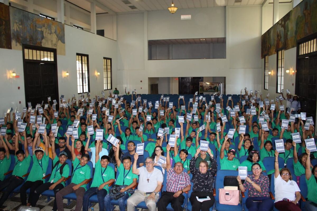 Con más oportunidades para estudiar carreras científicas