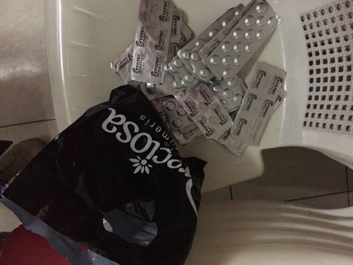 Encuentran viagra falsificado y pastillas para provocar abortos en una farmacia