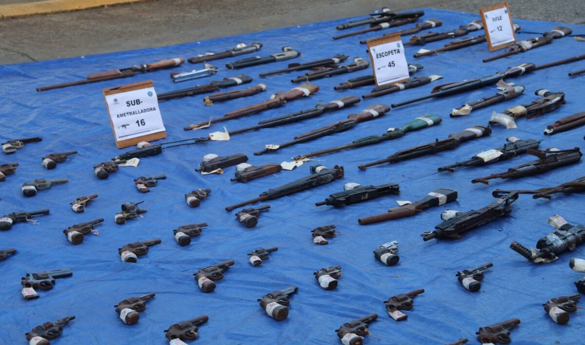 Destruyen 1,028 armas de fuego decomisadas en operativos en Panamá