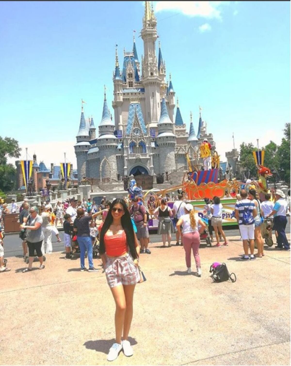 La Señorita Panamá Universo Rosa Montezuma fue entrevistada en CNN y Telemundo