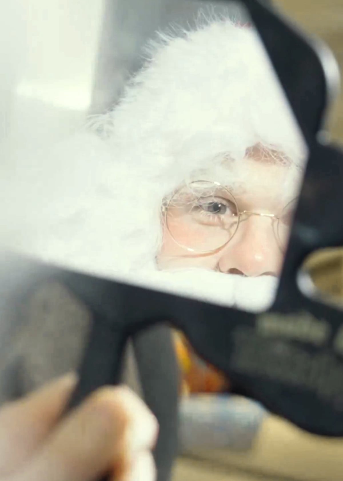 ¿Quién es? Se puso el traje rojo… y nadie sabía que era un crack