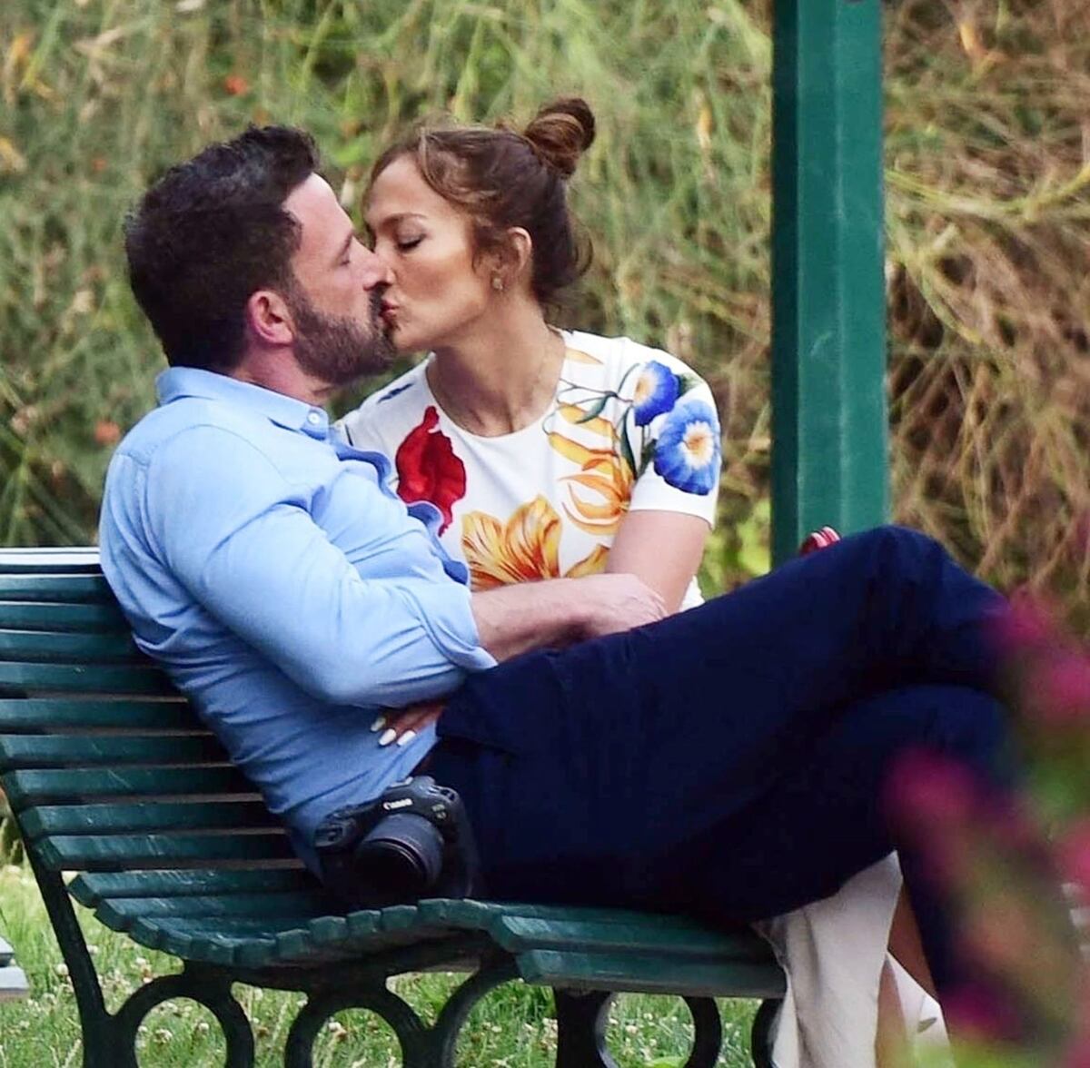 Tienen sus realitos. A 550 millones de dólares alcanza el patrimonio del matrimonio Affleck-López