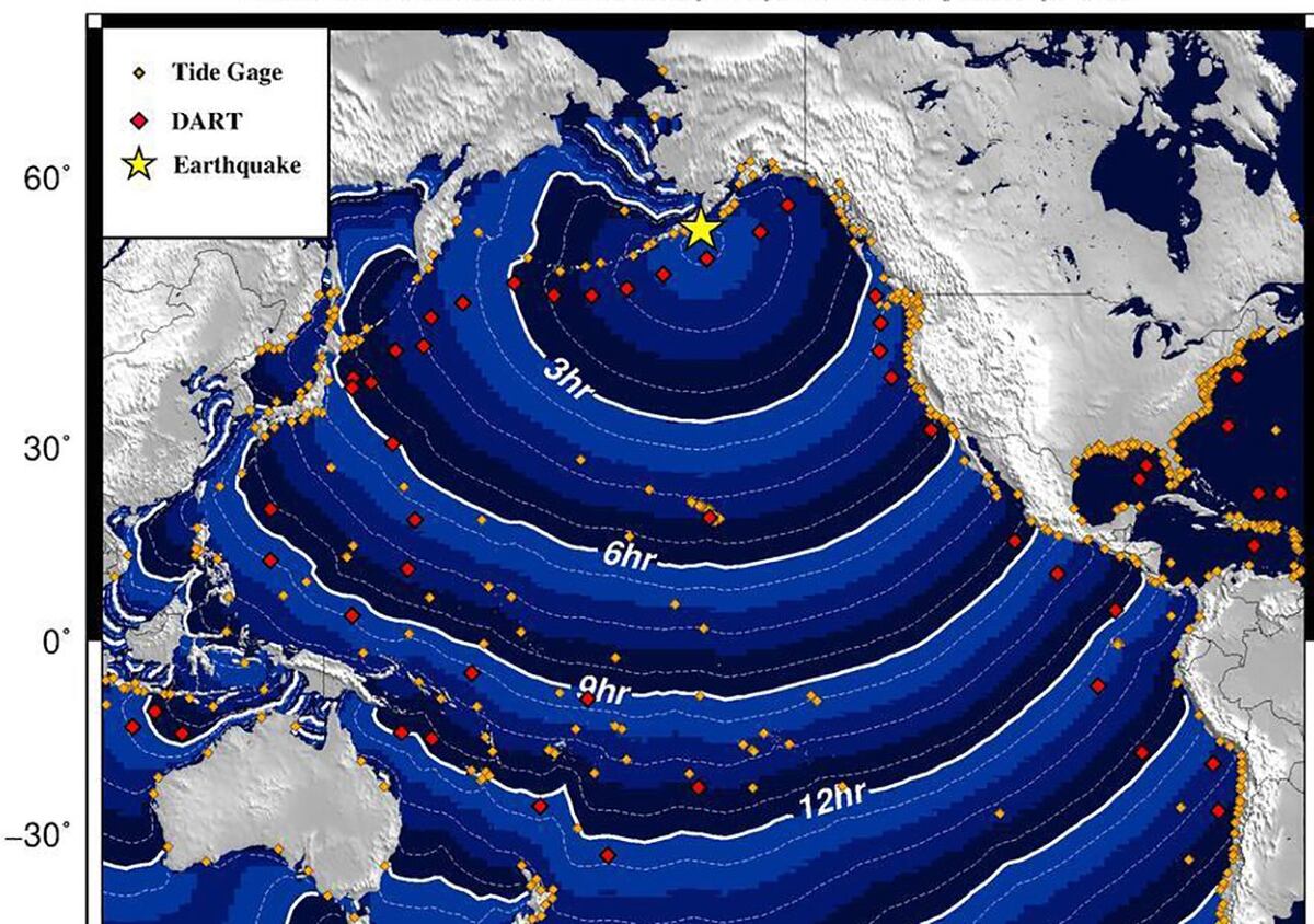 Cancelan alerta de tsunami en Hawái tras fuerte terremoto en Alaska