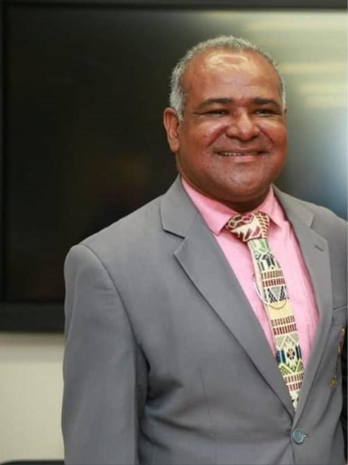 Lamentable. Director del Instituto América fallece víctima de la covid-19.  Las reacciones no se han hecho esperar