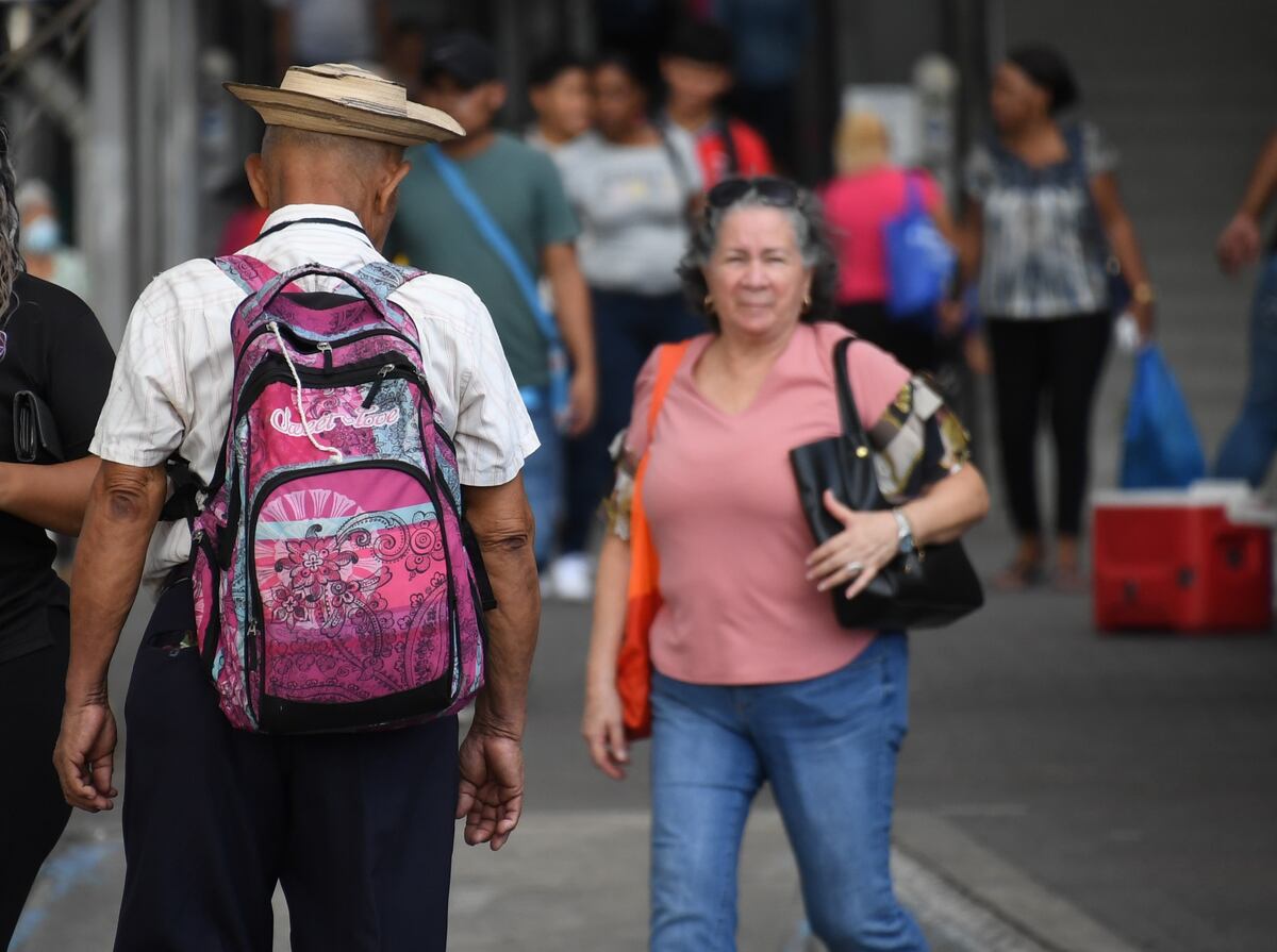 Jubilados y pensionados: Requisitos y detalles para recibir el bono navideño este 19 de diciembre