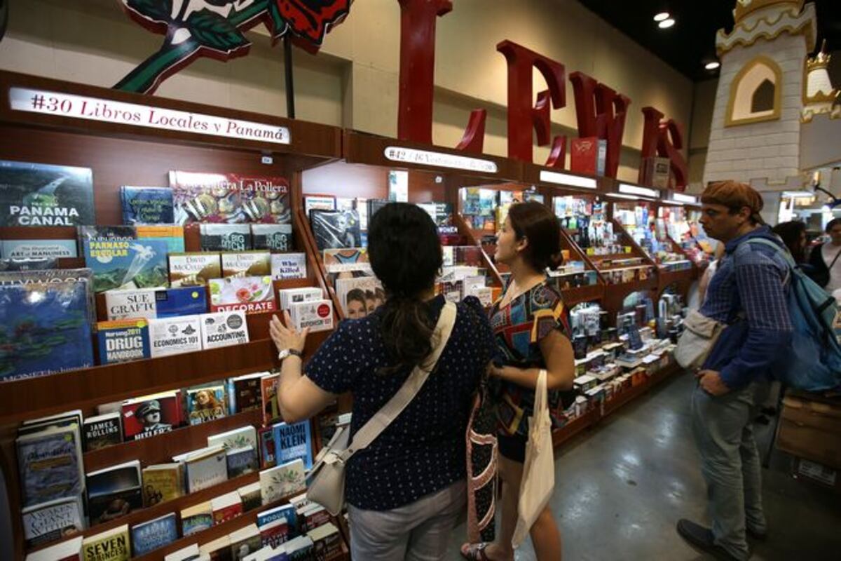 Magistrado Jerónimo Mejía se roba el 'show' en el cierre de la Feria del Libro