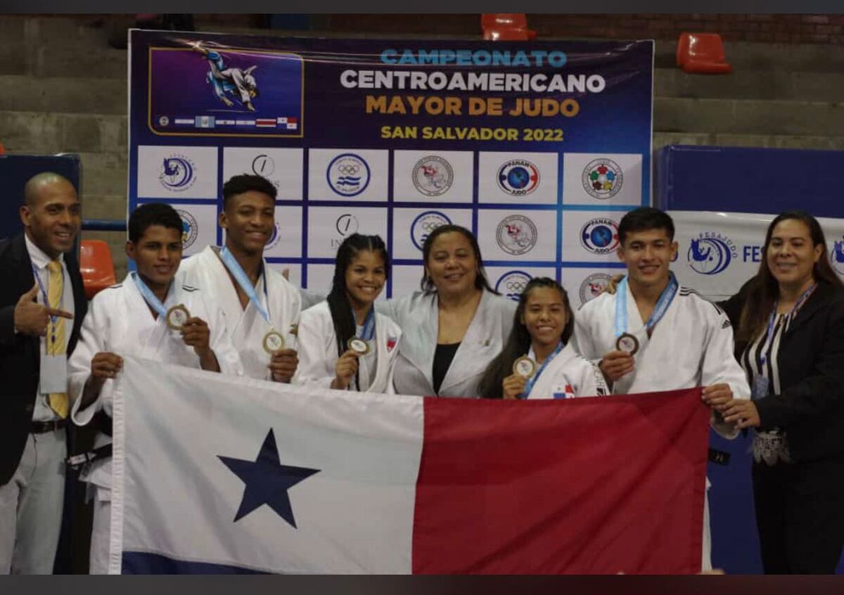Judocas panameños se cuelgan medallas de oro, plata y bronce