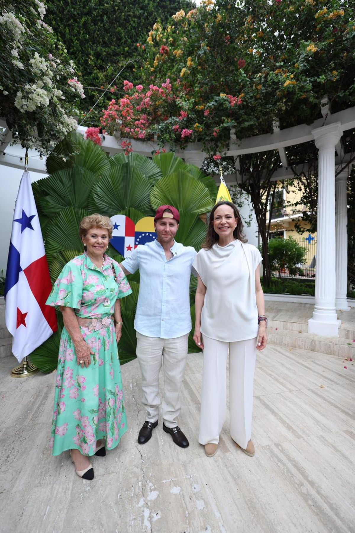 Mayer Mizrachi entrega la Llave de la Ciudad a María Corina Machado