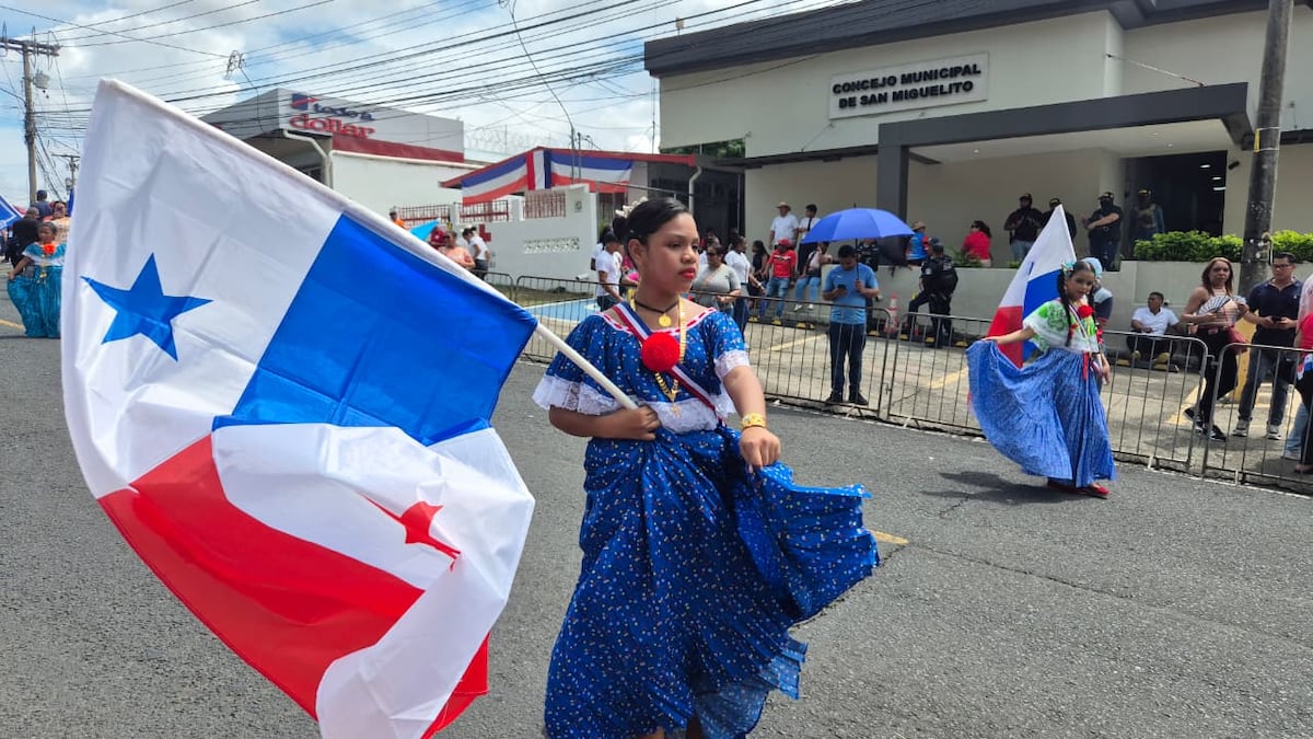 ¡San Miguelito se prendió! Sol, tambores y orgullo patriótico en las calles