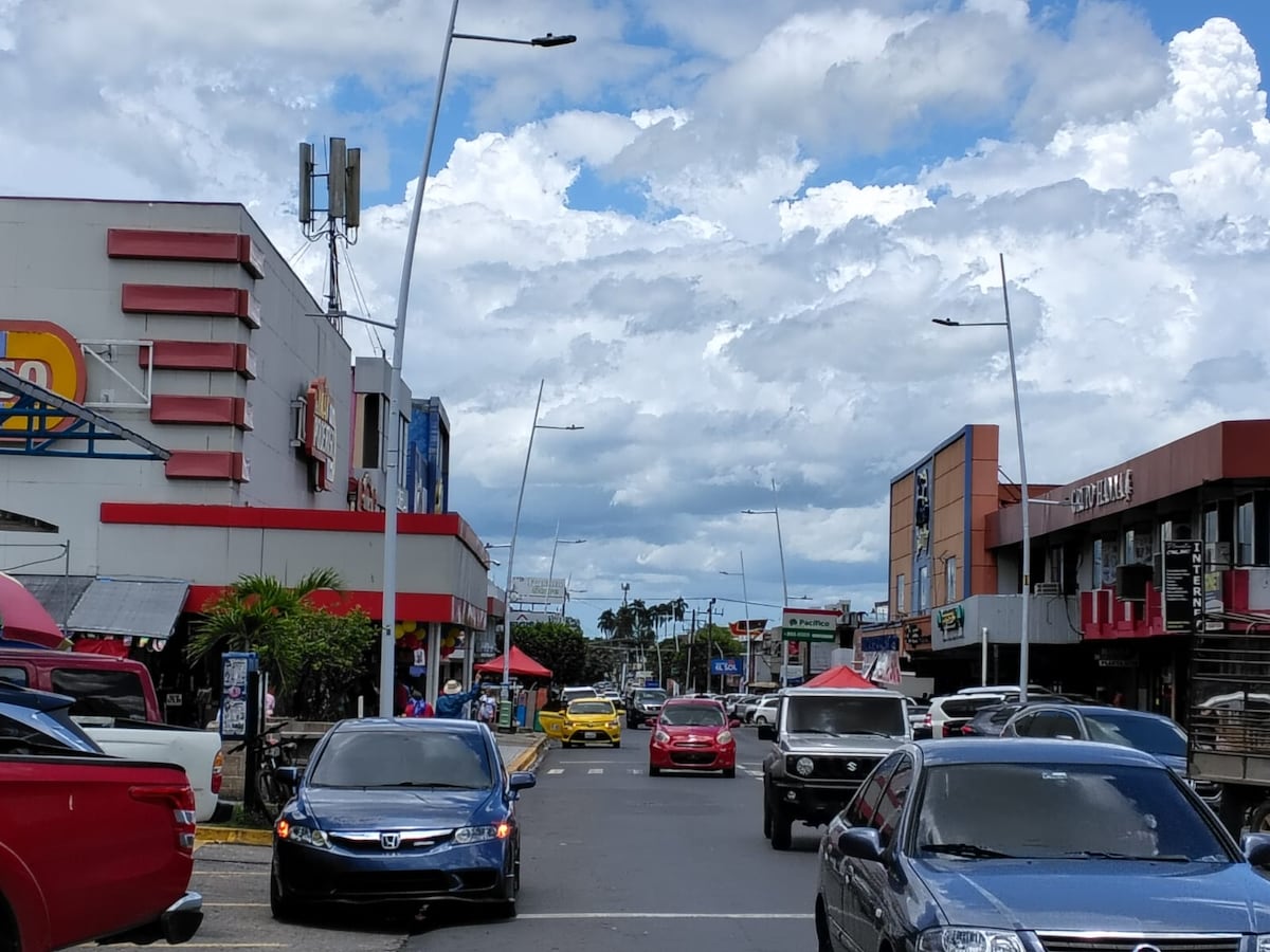 Santiago busca llevar el soterramiento de cables a nuevas áreas del distrito