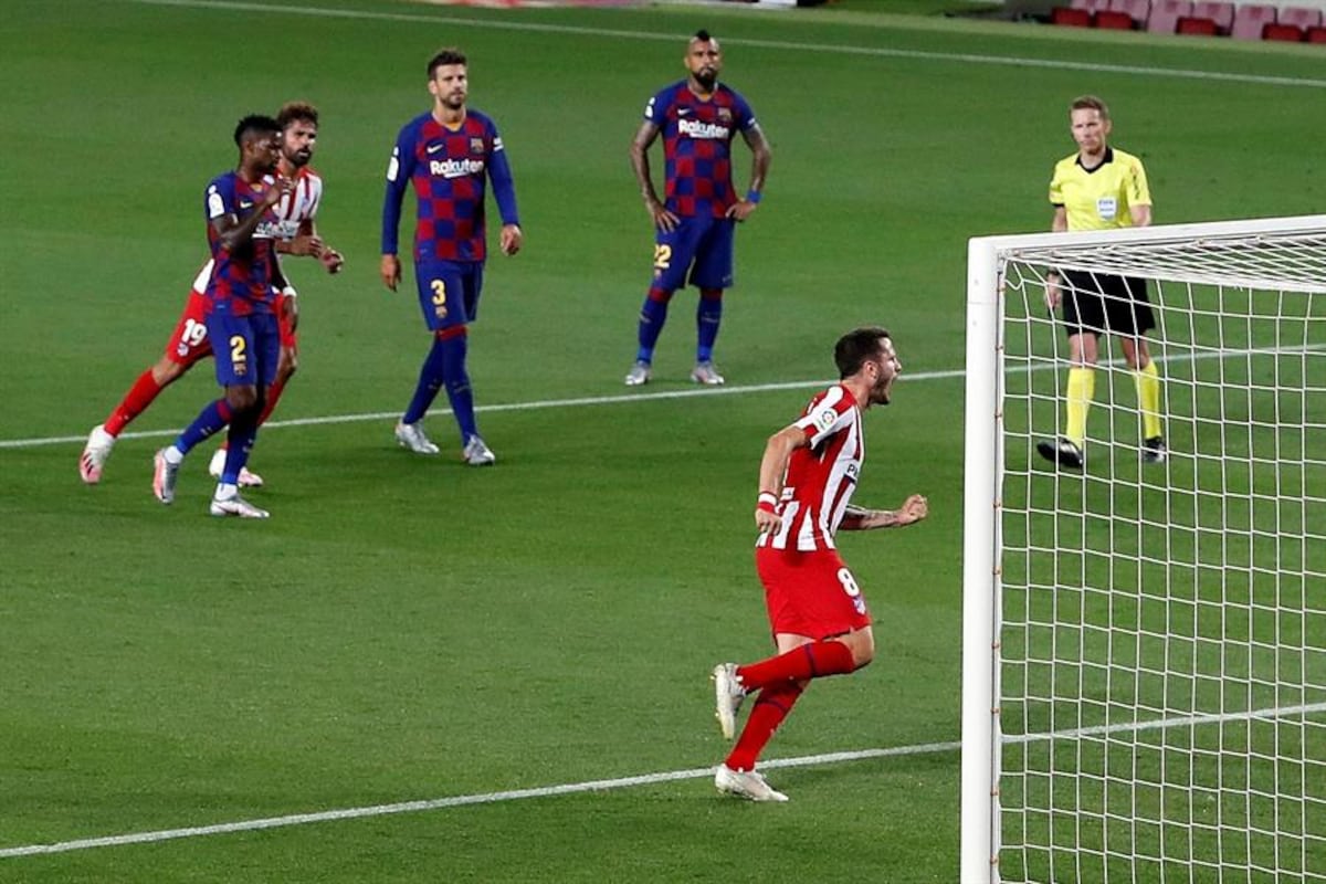 Messi llega a 700 goles pero el Barcelona vuelve a empatar y se aferra a un milagro