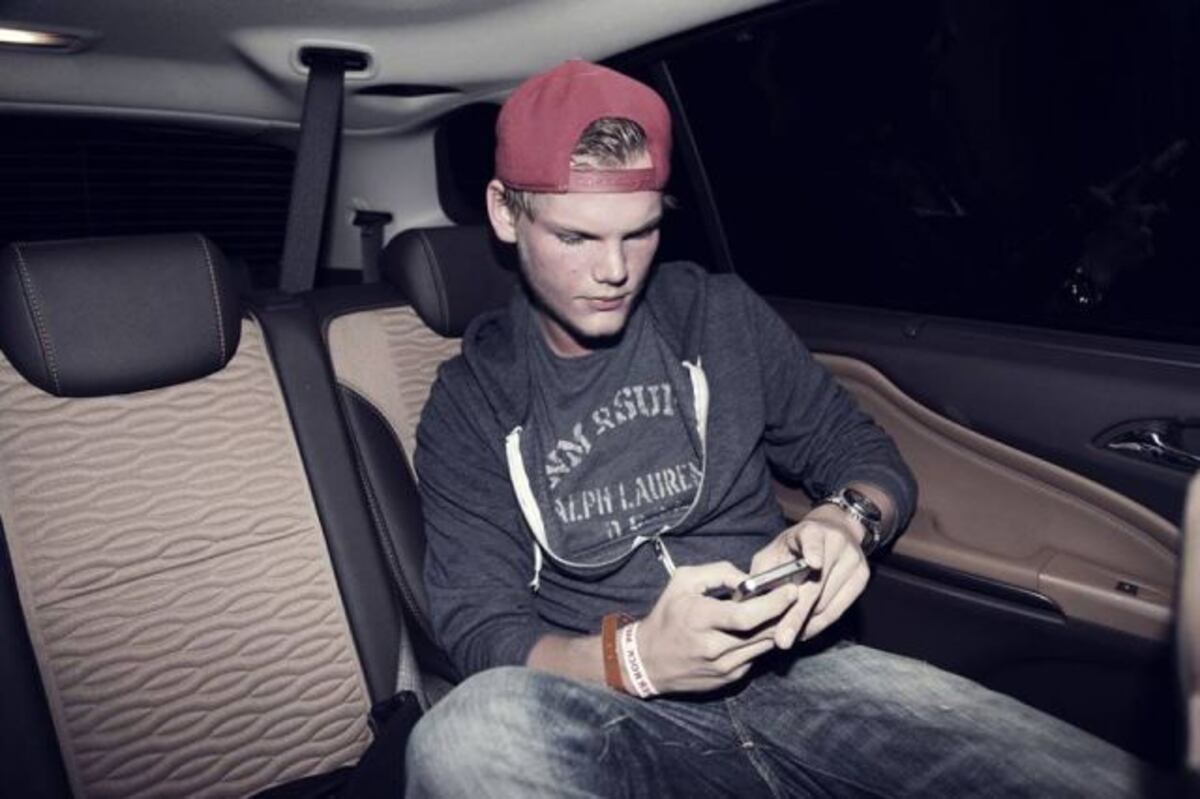 La familia del DJ Avicii envía mensaje en el que deja entrever que se suicidó