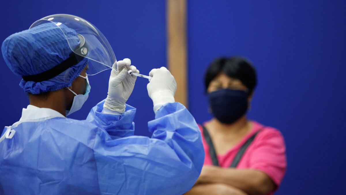 Muere la primera persona con la variante sudafricana del covid-19 en Ecuador