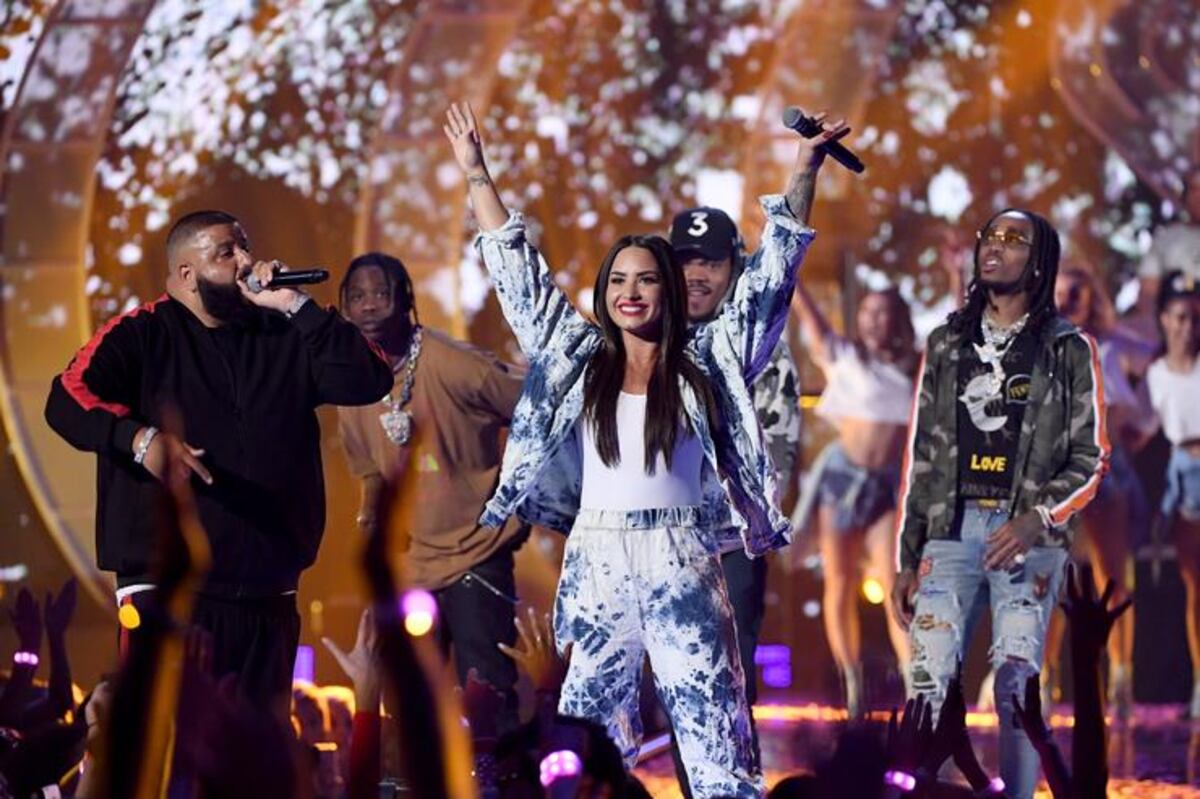 Demi Lovato antes de la sobredosis: el polémico papel de su círculo más cercano