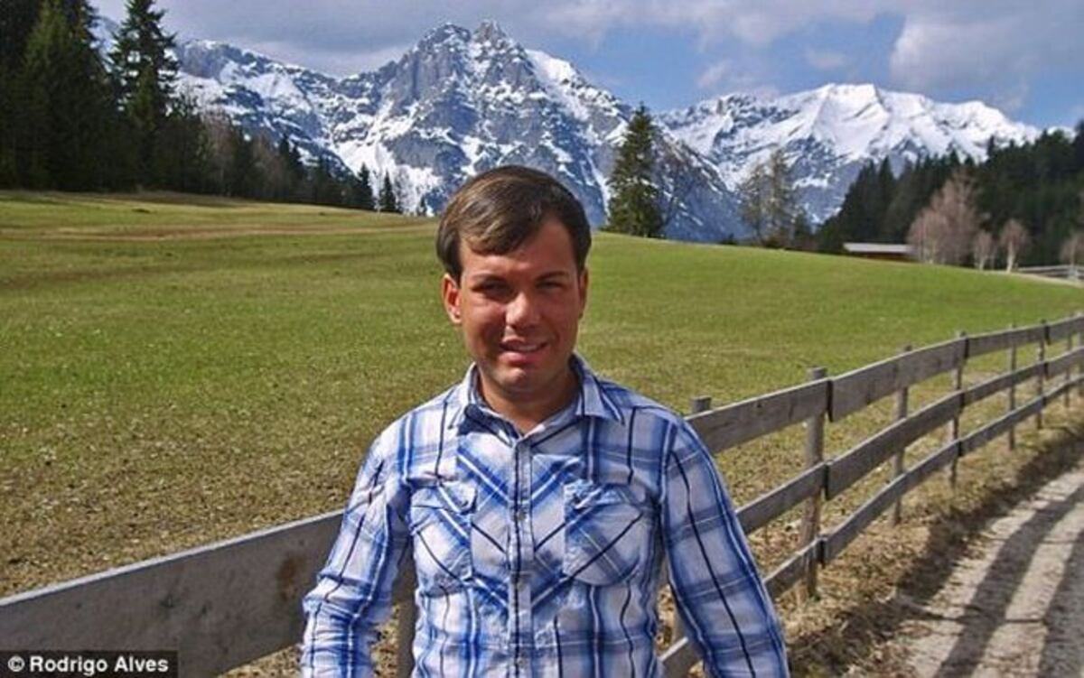 ¡Igual de cabezón!… Así era el 'ken humano' hace 12 años (FOTOS)