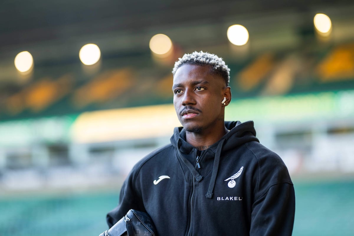 Mano de Coto Córdoba acaba en espaldarazo de Christiansen y confusión de identidad en redes sociales