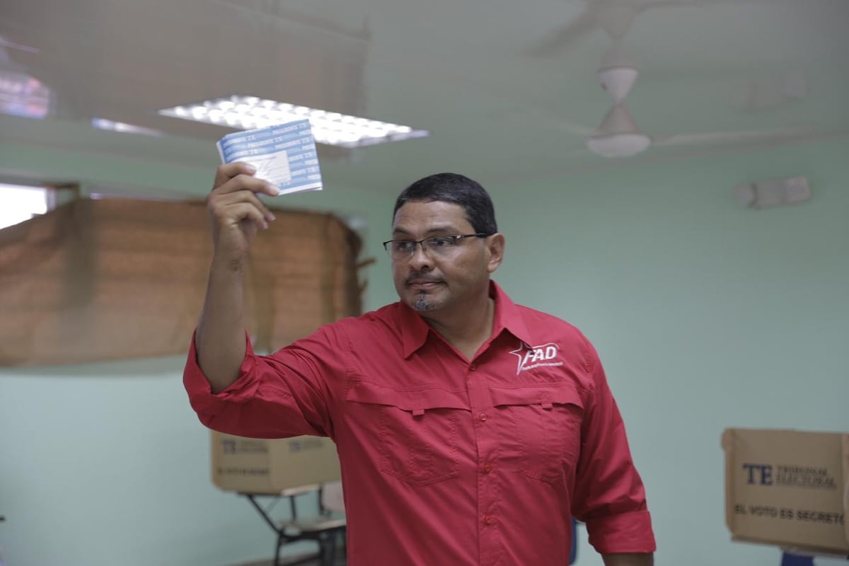 Oficial. Desaparece el partido Frente Amplio por la Democracia, FAD