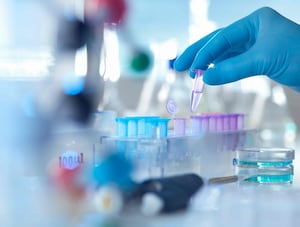 Trabajadores de hospitales irían a sorteo para ver quién se pone la vacuna anti covid-19