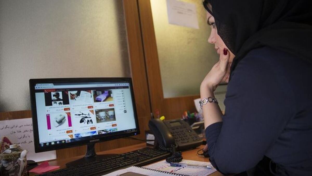 Los cibercriminales están al acecho; cuide lo que publica en sus redes sociales