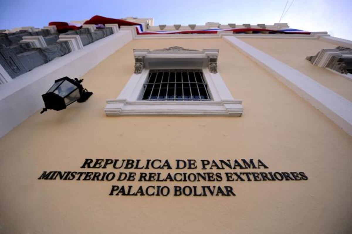 Panamá lanza alerta y pide evitar viajes al Medio Oriente por conflicto armado