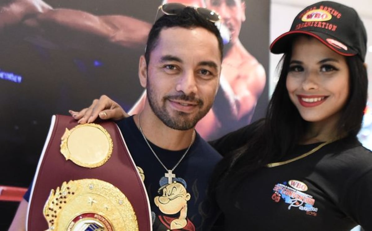 Boxeador que peleó con Rockero Alcázar está en Panamá y quiere visitar su tumba 