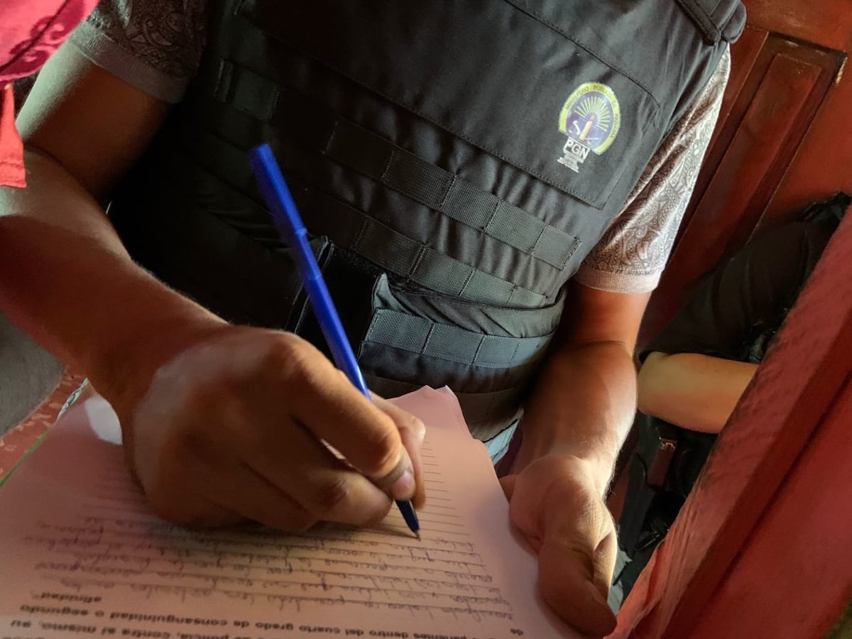 Desaparecen dos marinos de un hotel en Panamá. La última vez que los vieron fue en Bella Vista