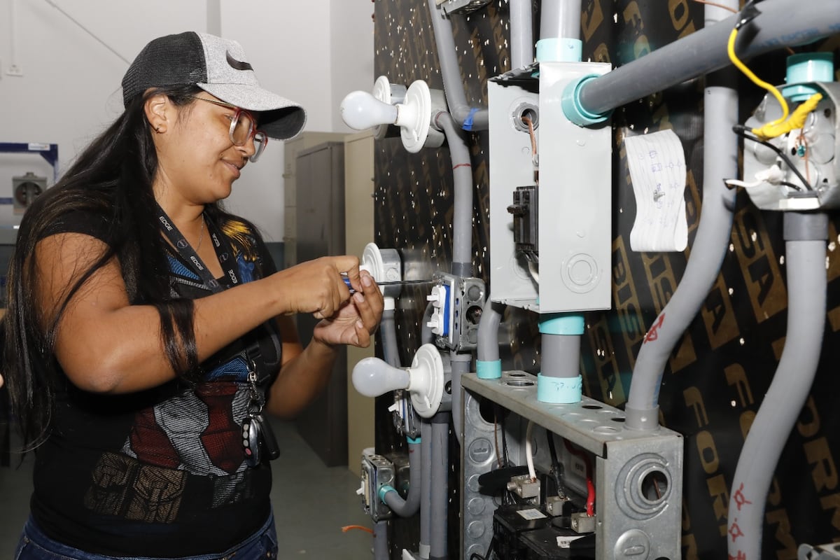 Inadeh registra más de un millón de horas de capacitación 