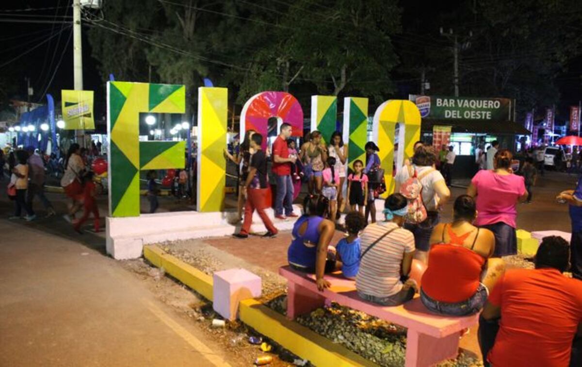 En plena tarima: Muere cantante en los terrenos de la Feria de La Chorrera