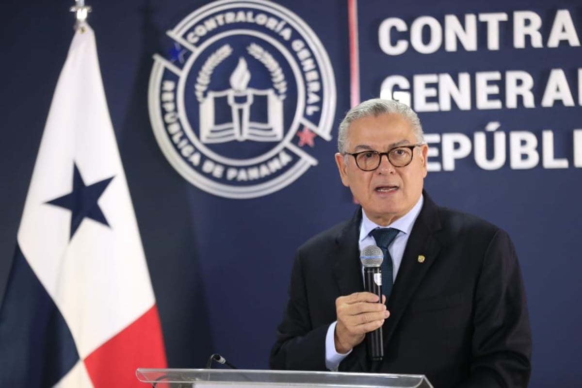 Contraloría presenta denuncia penal por supuestas ‘botellas’ en la Asamblea