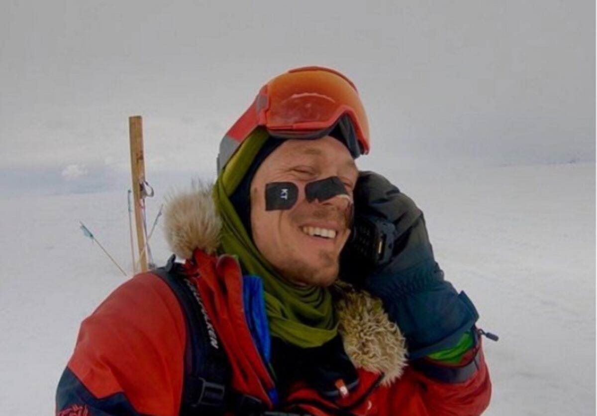 Un estadounidense se convirtió en el primer hombre en cruzar la Antártida solo