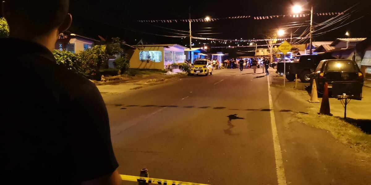 Se formó la balacera por todos lados. Uno estaba cambiando una llanta y fue lo último que hizo. Video