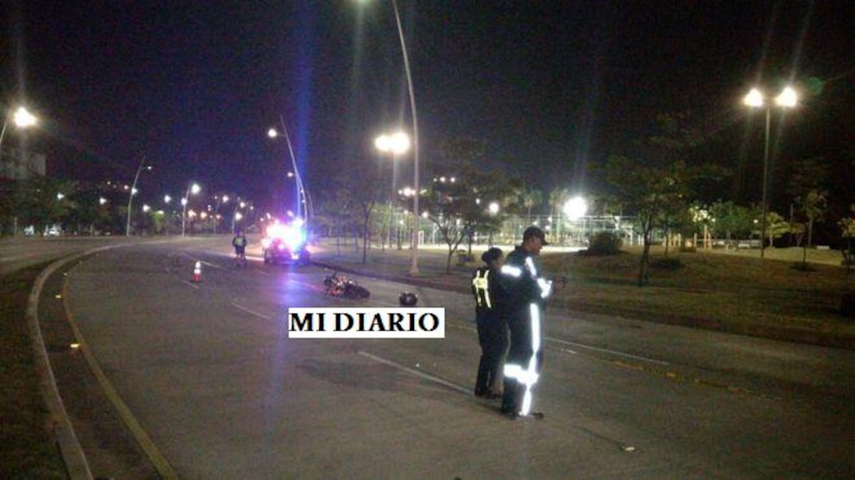 ¡AY, DIOS! Motorizado pierde la vida en la Cinta Costera 3