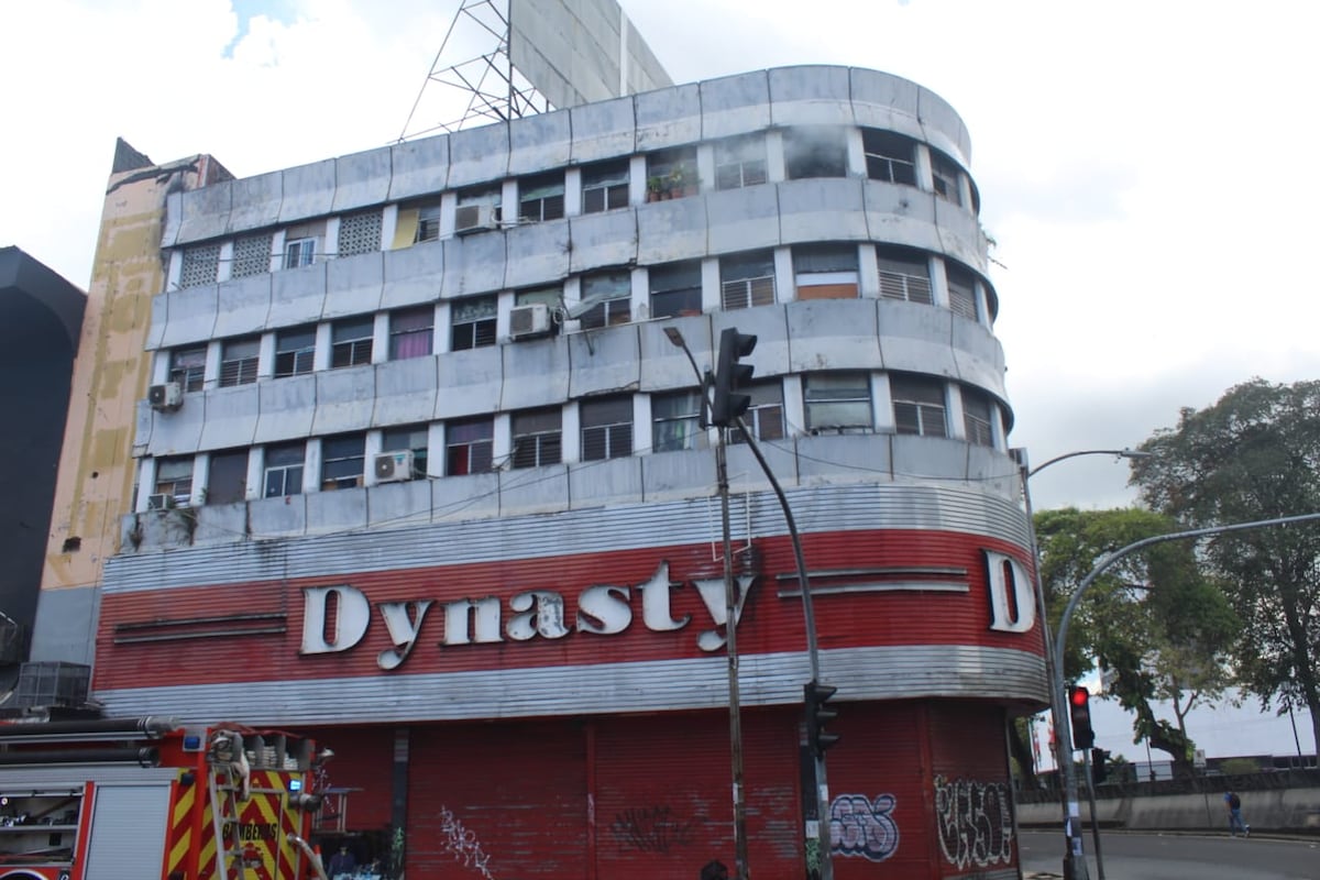 Fuego: Allanamiento en el Dynasty por Trata de Personas: 14 mujeres atrapadas
