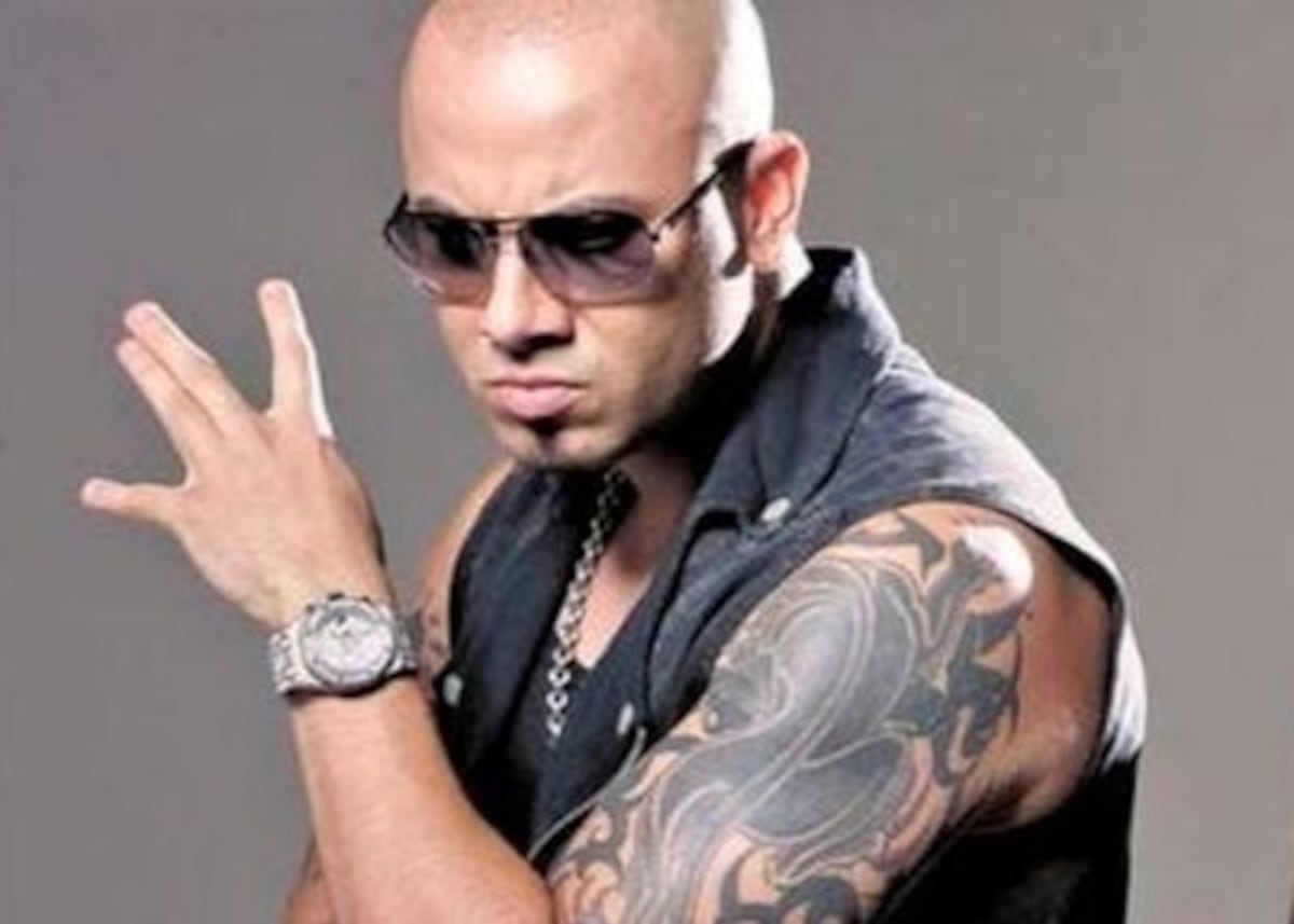 Wisin cuenta cómo la fe llegó a su hogar