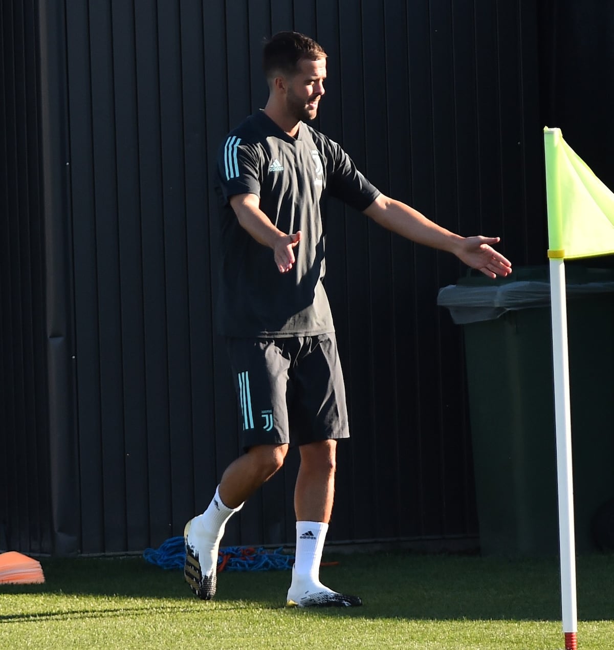 Nuevo jugador del Barcelona F.C. da positivo en la covid-19