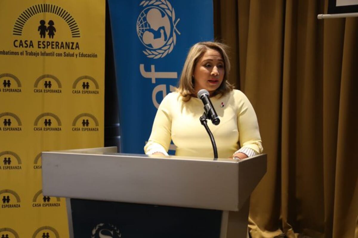 Cuidado. A través de WhatsApp y otras redes atrapan a niños y jóvenes en Panamá para explotarlos en la intimidad