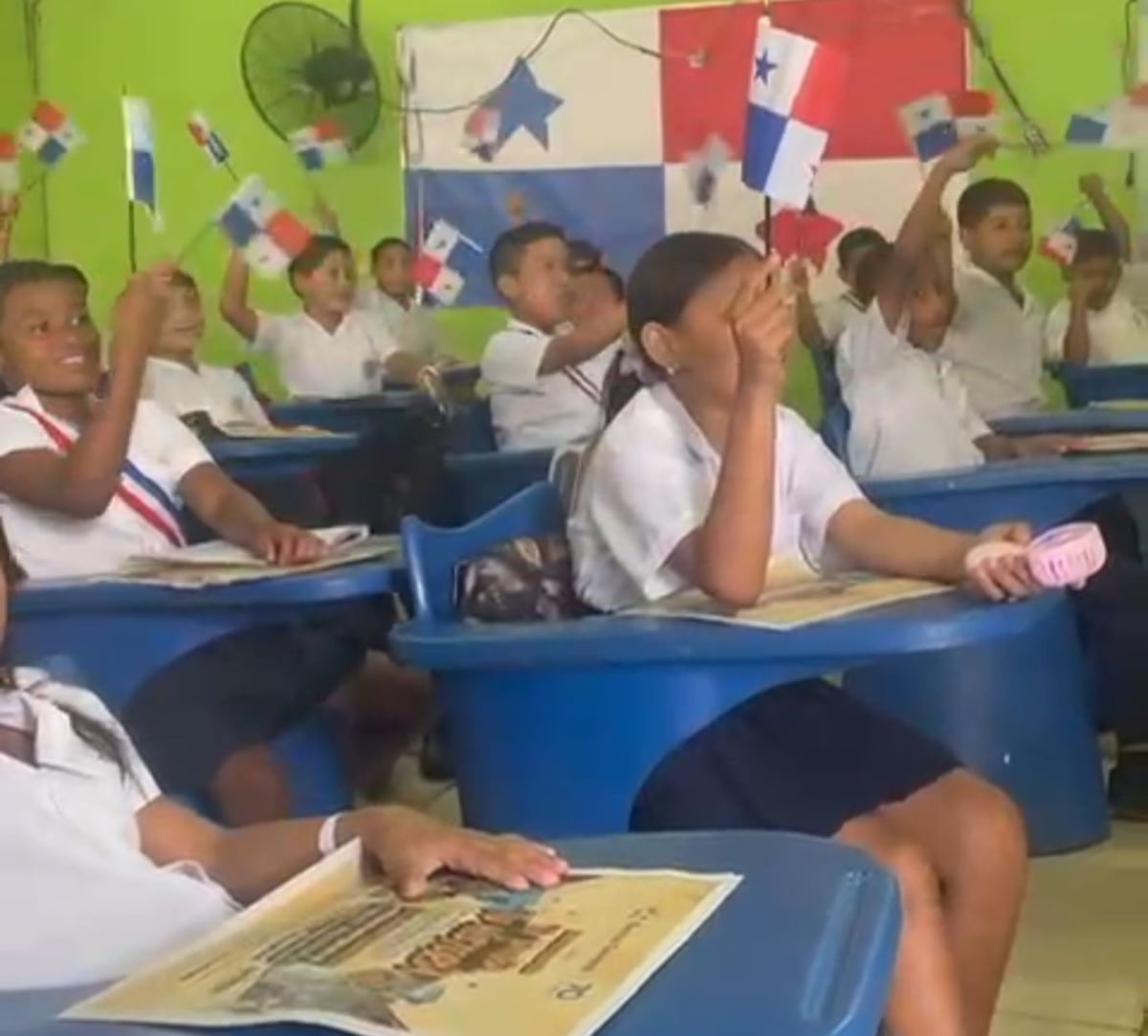 Banderas, sonrisas y aprendizaje: así se vivió la gira de ‘Tu Patria y Tu Historia’ en las escuelas de Tocumen y Pacora