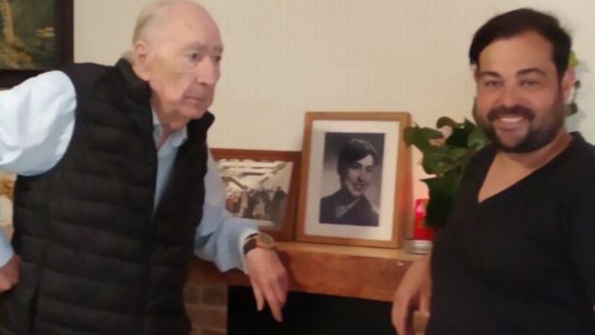 Impresionante. Hombre de 83 años vive en estadio donde pasa la cuarentena por el Covid-19 