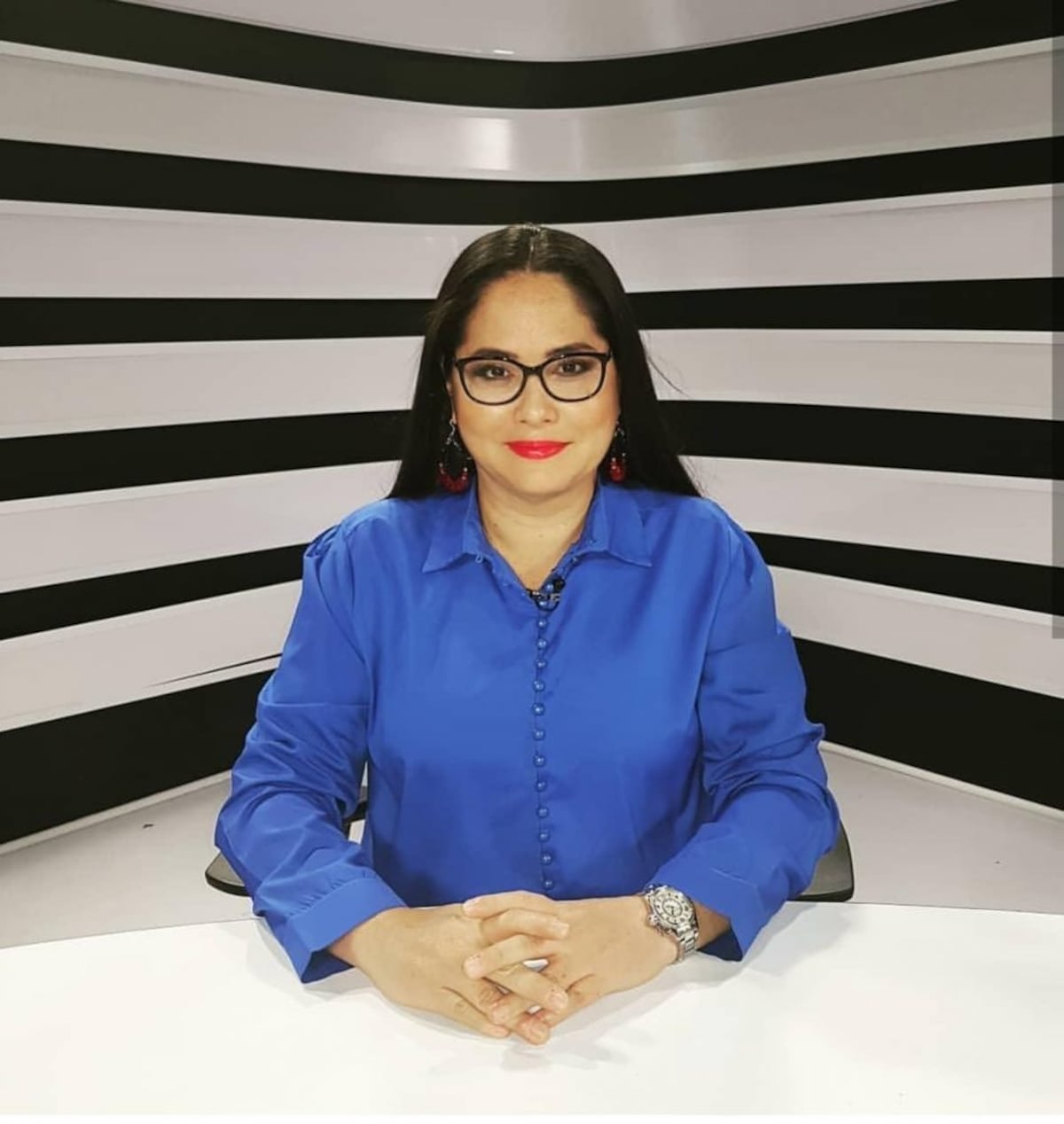 Le pisan los talones a Zulay Rodríguez con la recolección de firmas y la perredista acusa a la Presidencia de la República