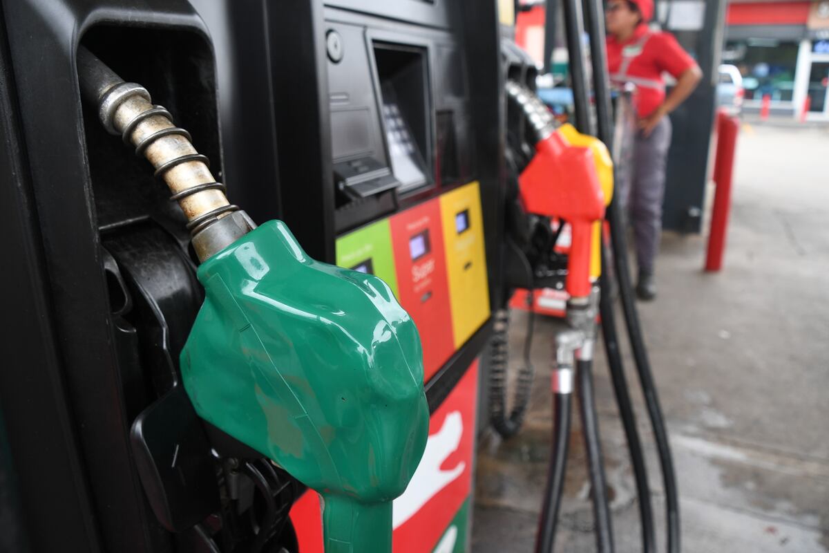 ¡Sube la gasolina! Panameños enfrentan alza en los precios de combustibles