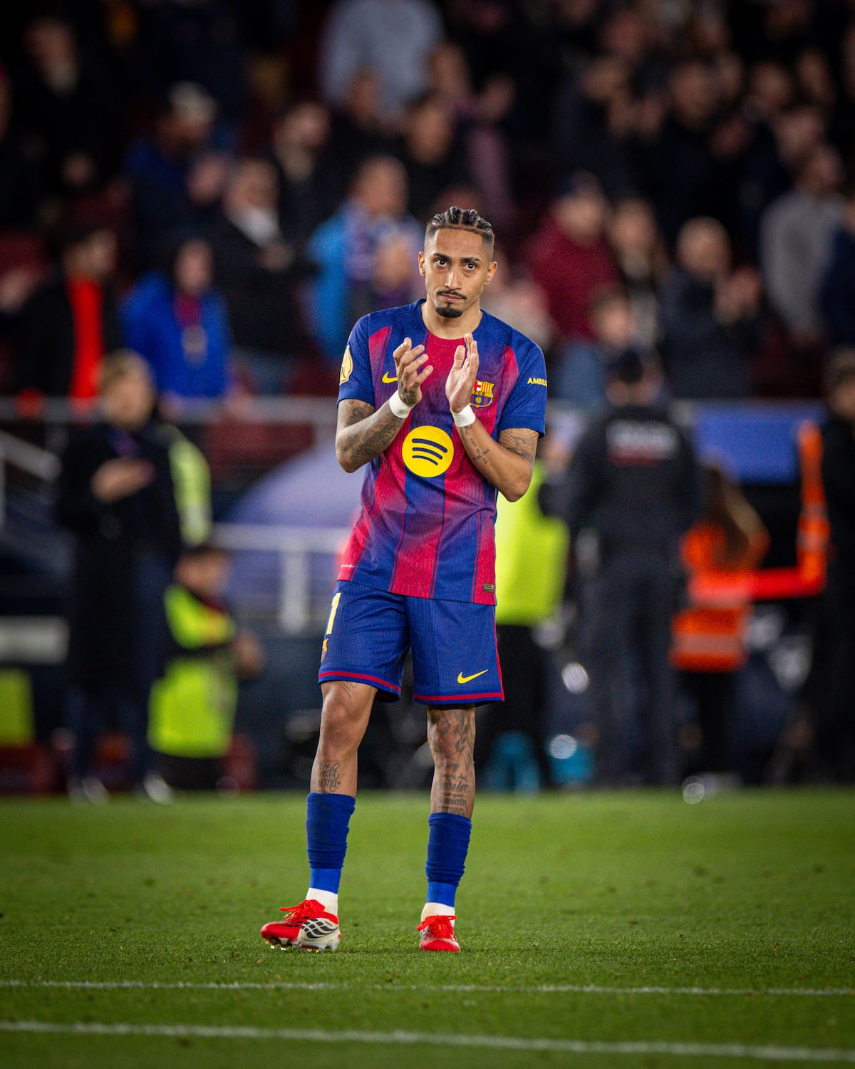 Barcelona gana 3-0 pero queda fuera: Raphinha pide mirar a Liga y Champions