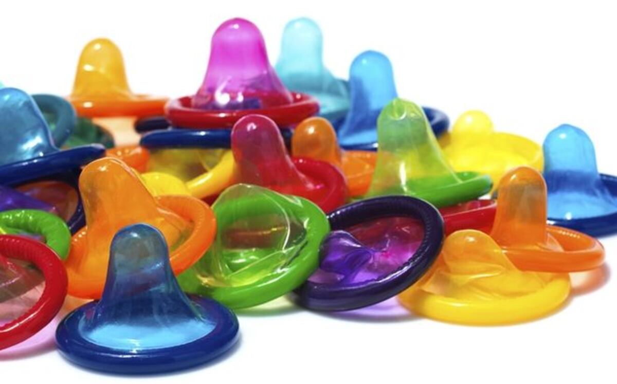 La llamativa advertencia de funcionarios de salud de EEUU sobre uso de condones