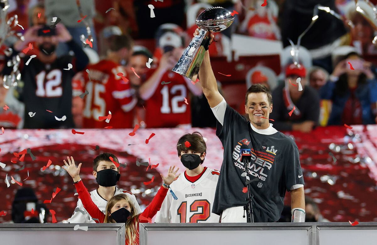El mundo se rinde ante Tom Brady y elogia su séptimo título de Super Bowl