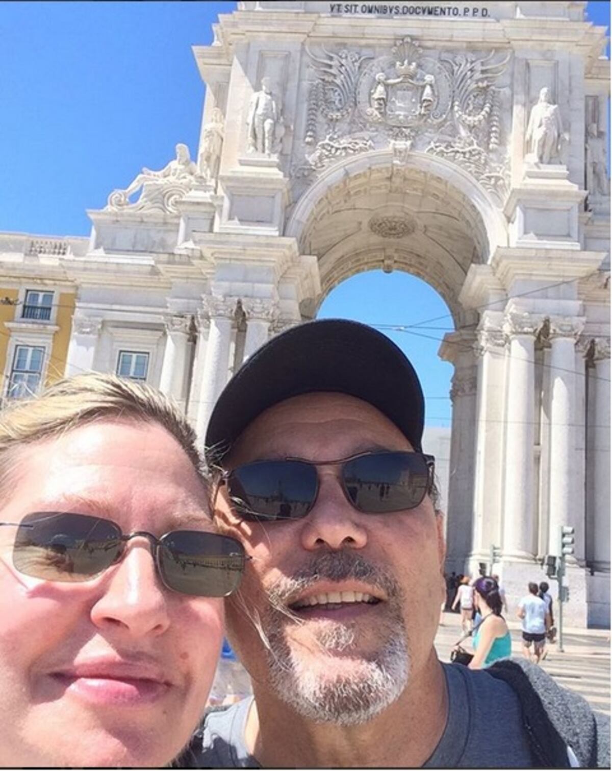 La esposa de Blades asegura que dejaría su carrera si este se lanza a presidente